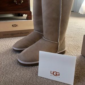NIB Classic Tall UGG Boots - Sand / 9